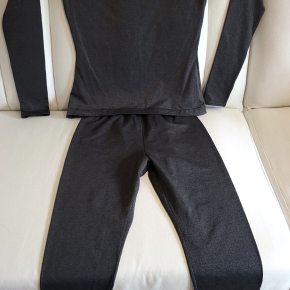 Calvin Klein Leggings and Top. Dark Gray. Medium. - Picture 1 of 5